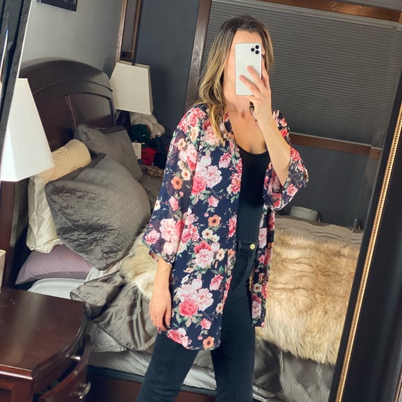 Moe & Arrow Flower Open Sheer Cardigan, Small - Picture 4 of 15